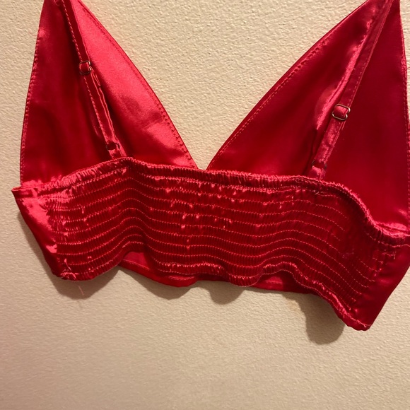 hot pink going out top - Picture 2 of 3